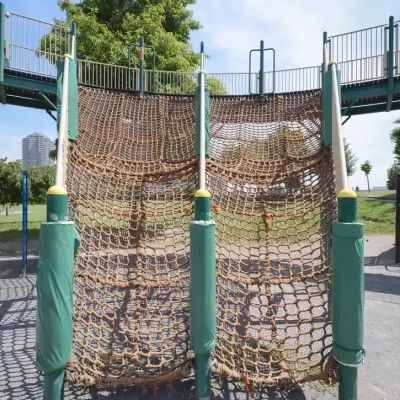 shioiri-playground-equipment-14 汐入公園にある巨大複合遊具「ツインタワー」