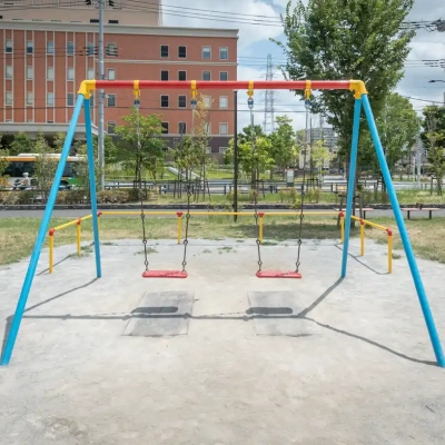 江北平成公園のブランコ