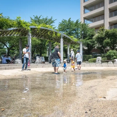荒川区天王公園のじゃぶじゃぶ池